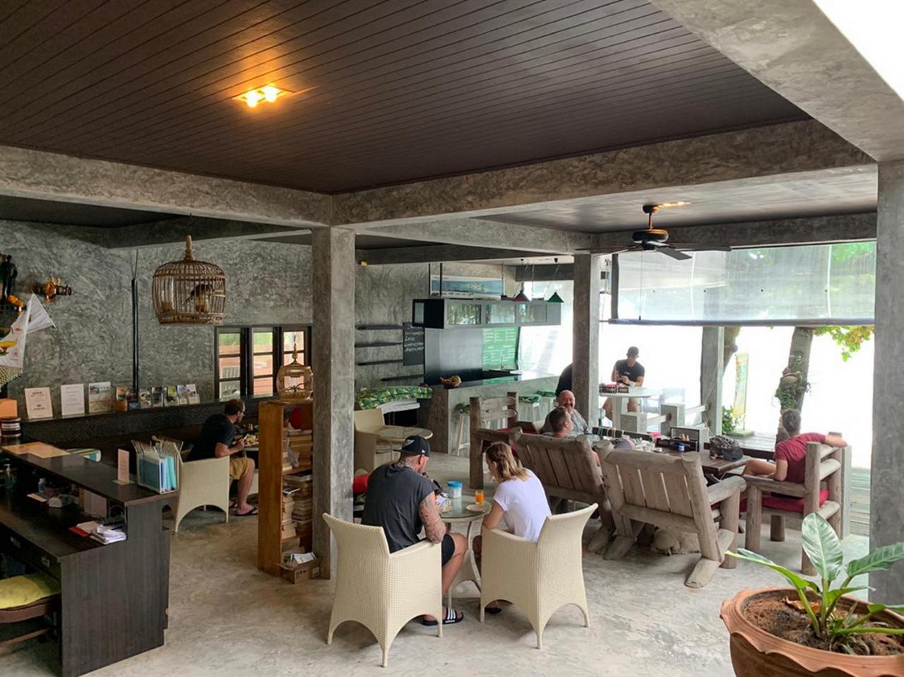 קופנגן West Coast Beach Resort מראה חיצוני תמונה